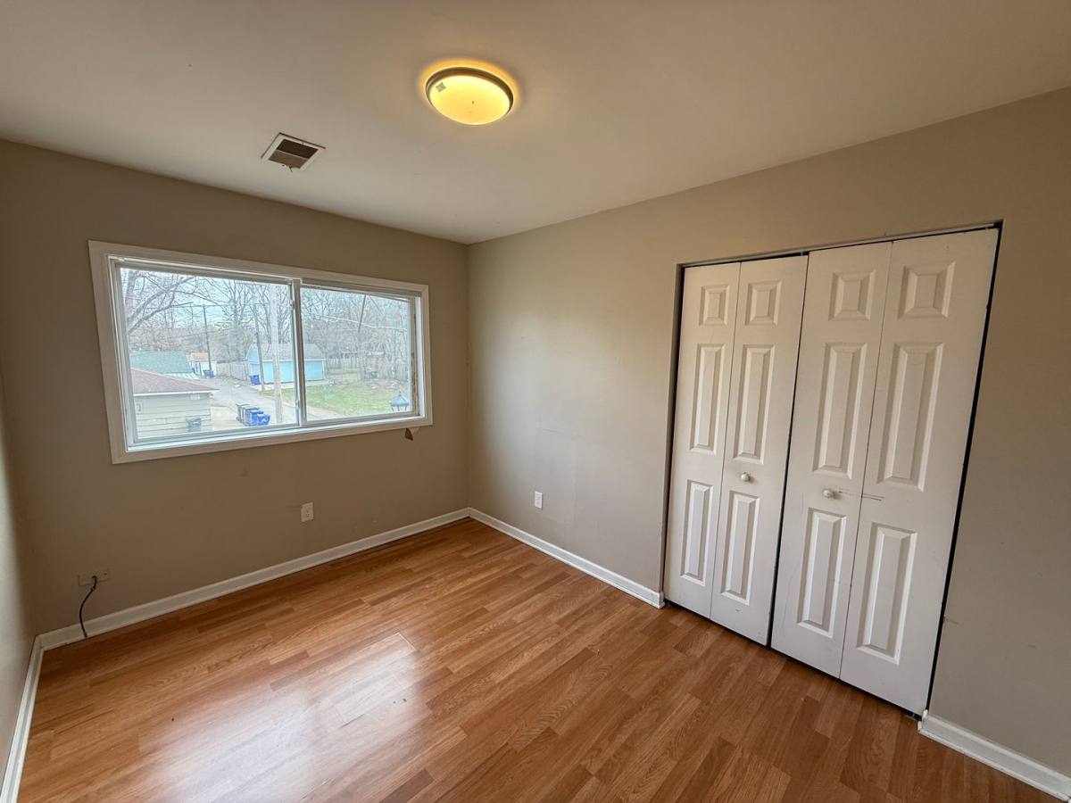 Apartment for rent at 555-565 N Kent St, Saint Paul, MN 55103