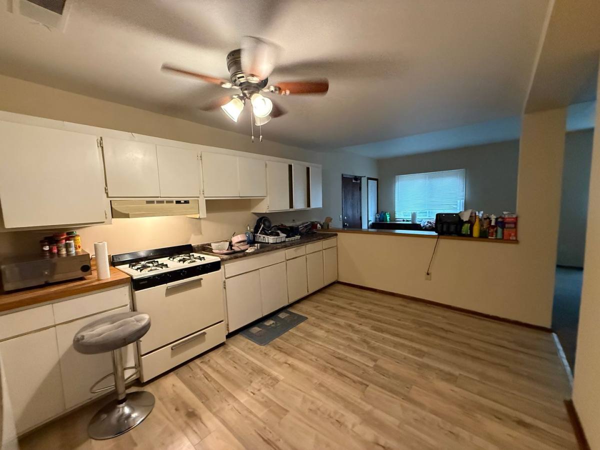 Apartment for rent at 555-565 N Kent St, St. Paul, MN 55103