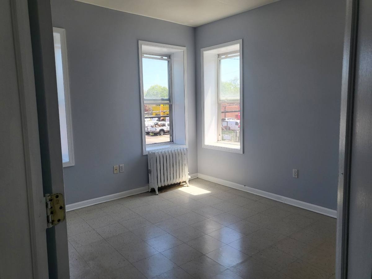 Apartment for rent at 1163 E State St, Trenton, NJ 08609
