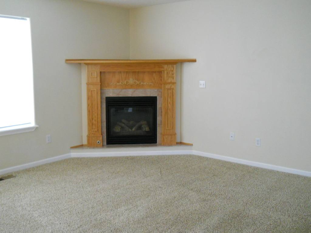 Apartment for rent at 16807 16805 N Mayfair, Colbert, WA 99005