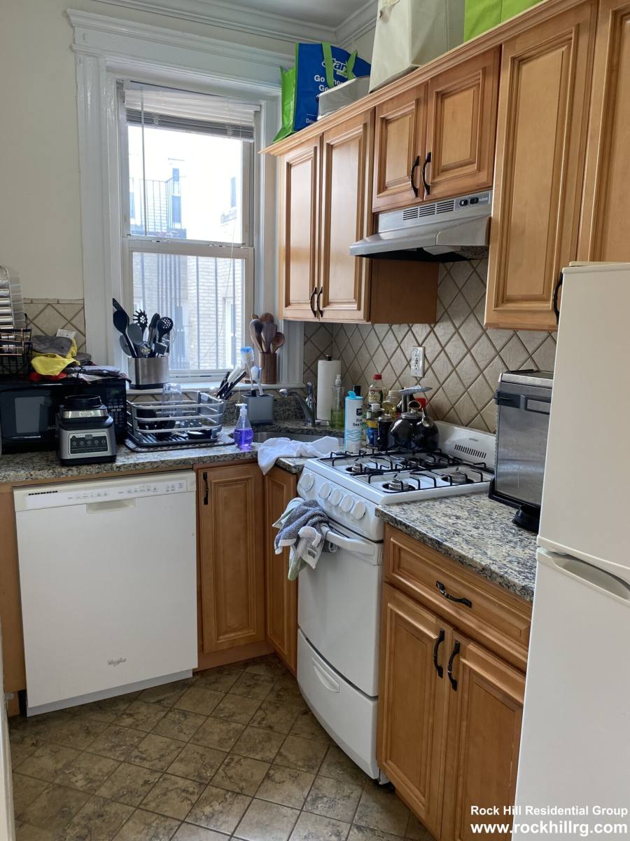 Apartment for rent at 1842 Commonwealth Ave #7, Brighton, MA 02135