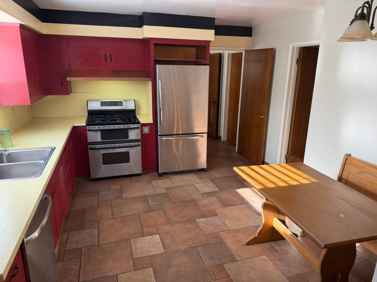 House for rent at 1722 Eucalyptus Dr, Solvang, CA 93463