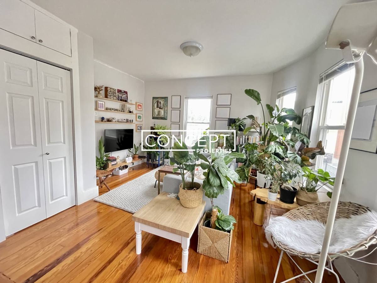 Apartment for rent at 7 A Smythe, Brookline, MA 02445
