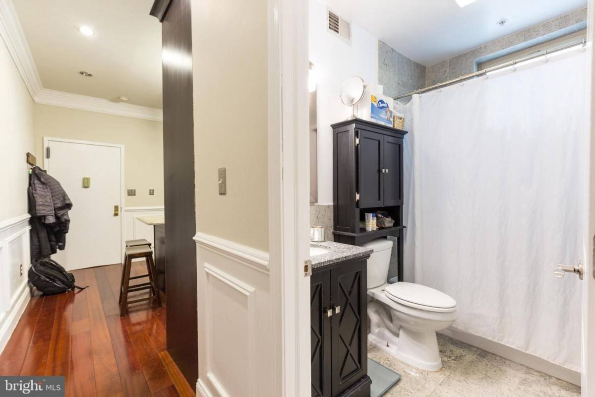 Apartment for rent at 1356 S St #2R, Philadelphia, PA 19147
