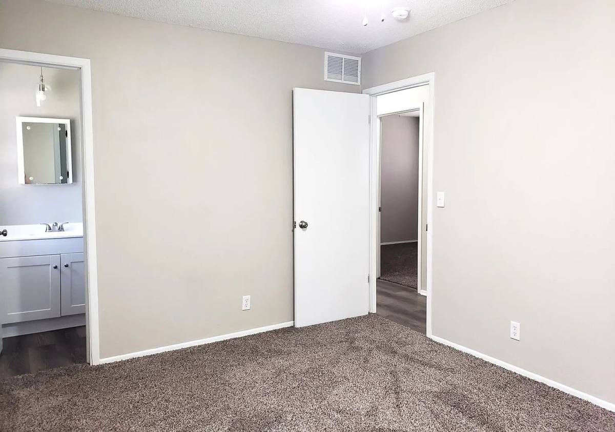 Apartment for rent at 3118 S Chase Ave, Wichita, KS 67217