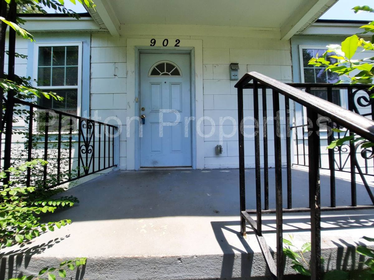 House for rent at 902 Pine St, Columbia, SC 29205