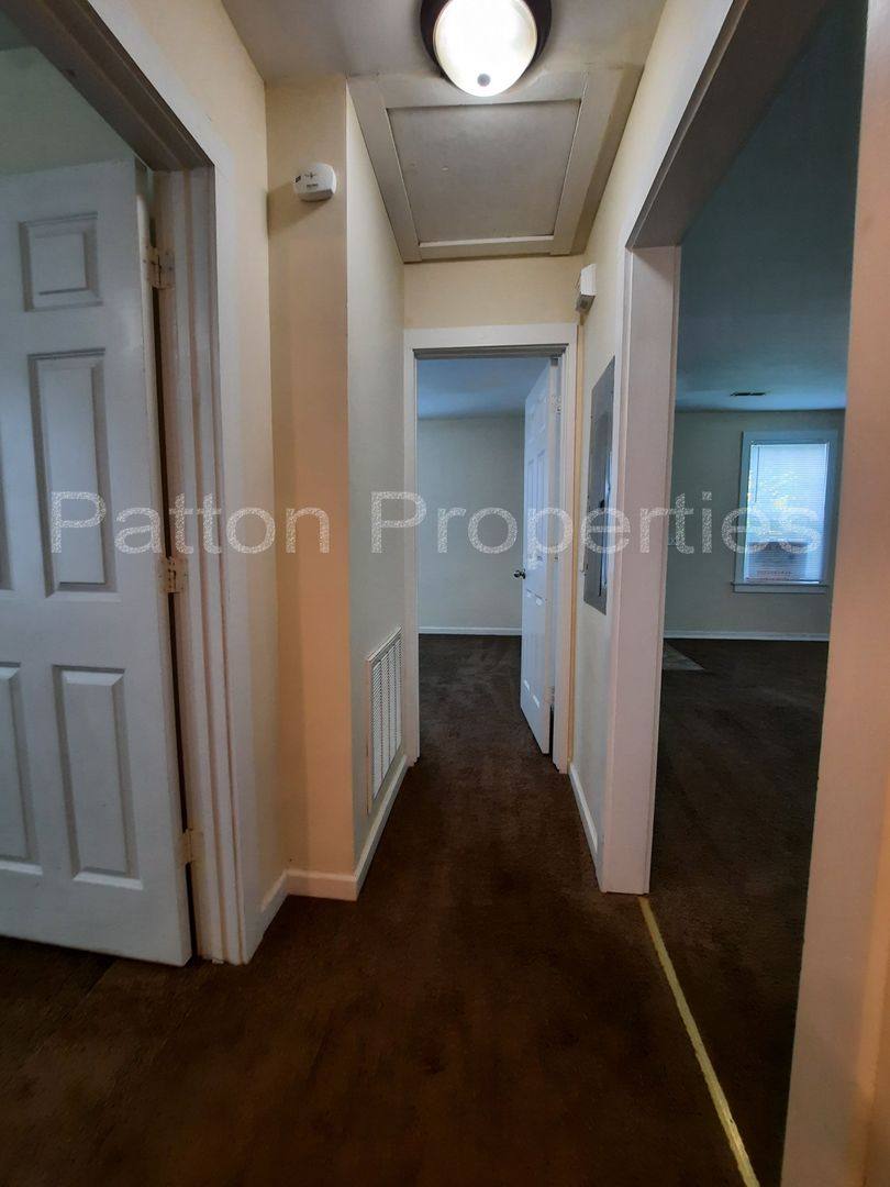 House for rent at 902 Pine St, Columbia, SC 29205