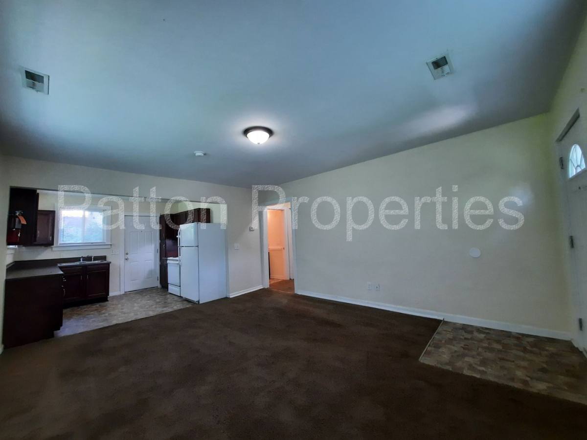 House for rent at 902 Pine St, Columbia, SC 29205