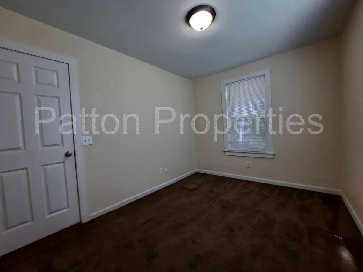 House for rent at 902 Pine St, Columbia, SC 29205