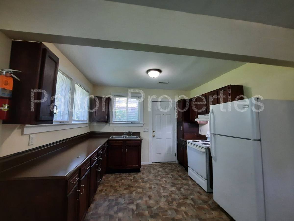 House for rent at 902 Pine St, Columbia, SC 29205