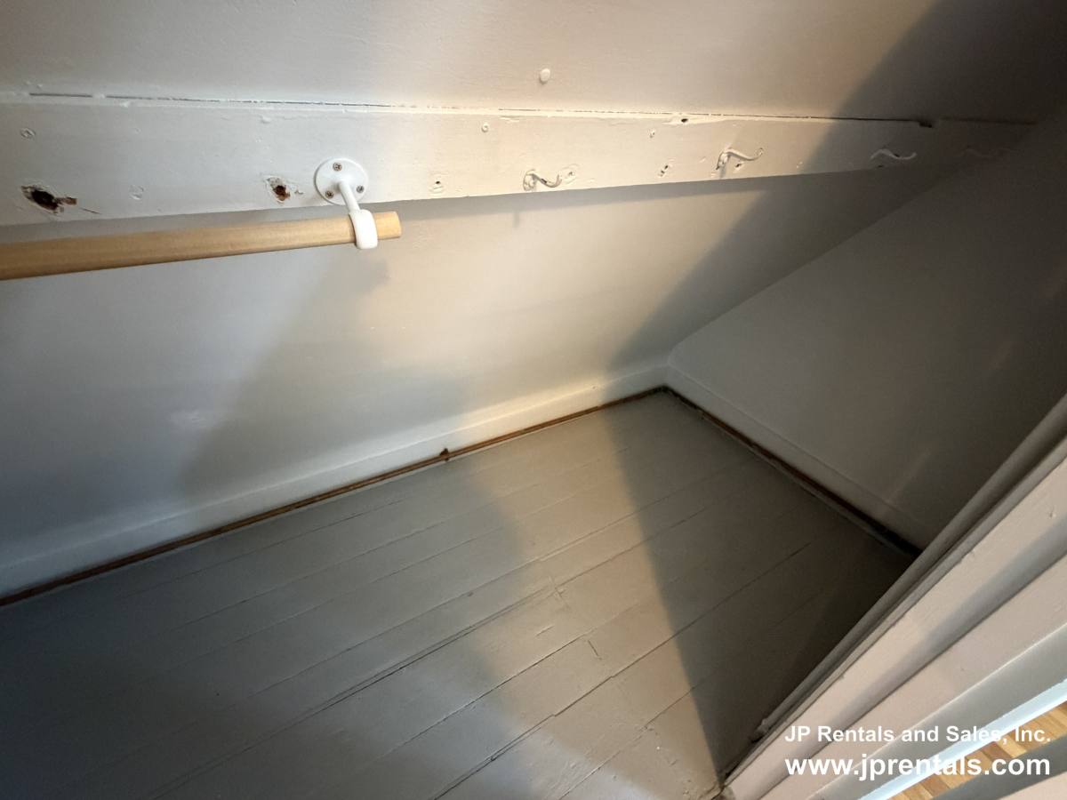 Apartment for rent at 36 Pierce St #3, Hyde Park, MA 02136