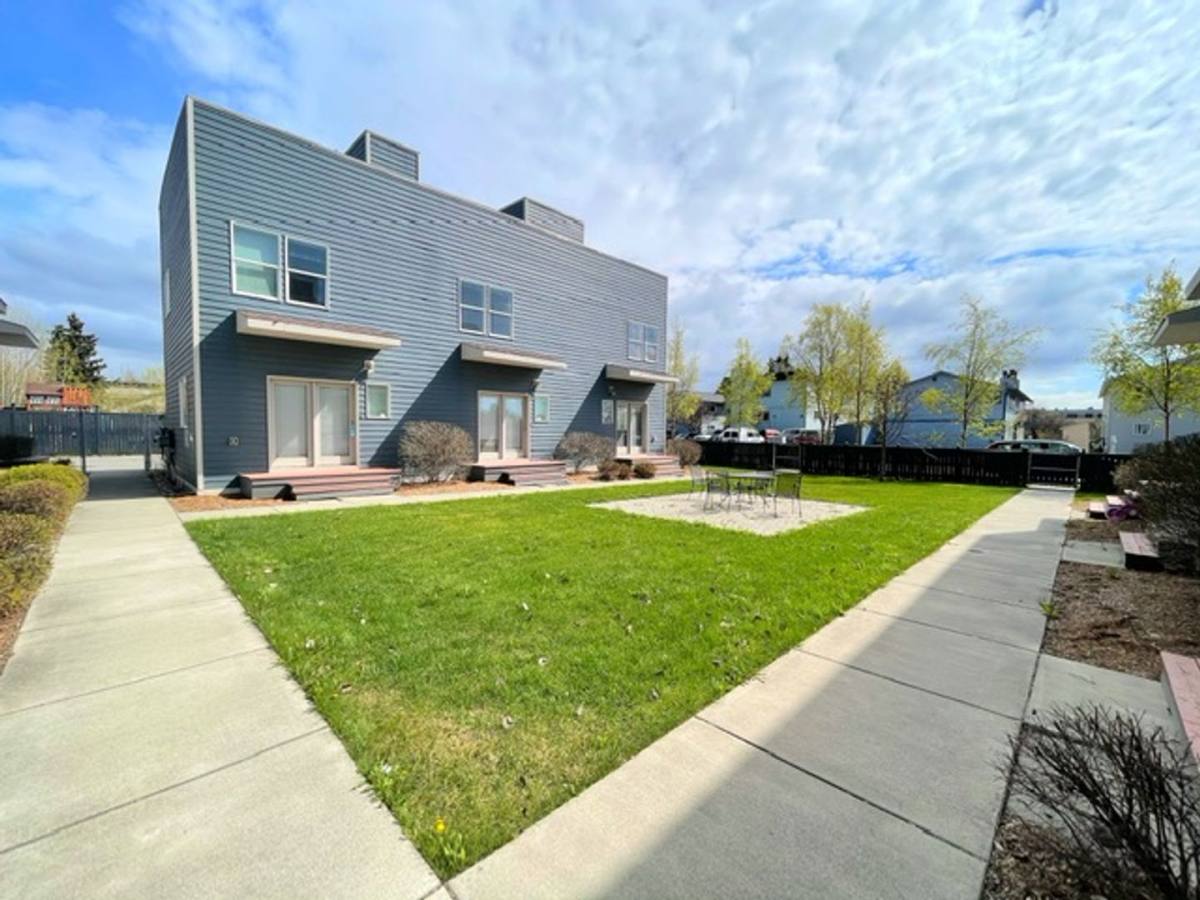 Apartment for rent at 221-243 W 13th Ave, Anchorage, AK 99501
