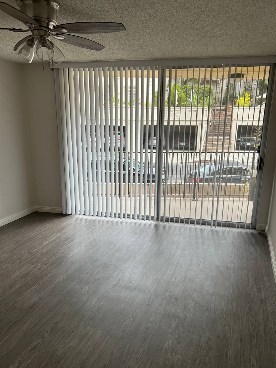 Apartment for rent at 7100 Hillside Ave #208, Los Angeles, CA 90046
