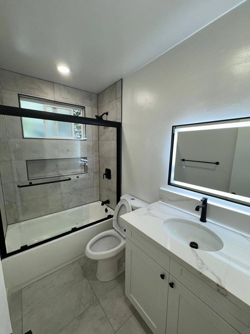 Apartment for rent at 7529 W Norton Ave, Los Angeles, CA 90046