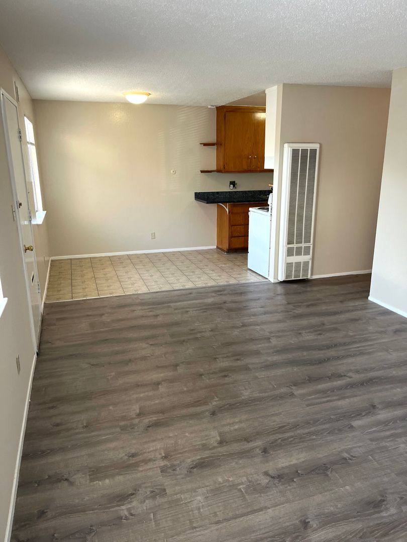 Apartment for rent at 1530-36 6th Ave, Oakland, CA 94606