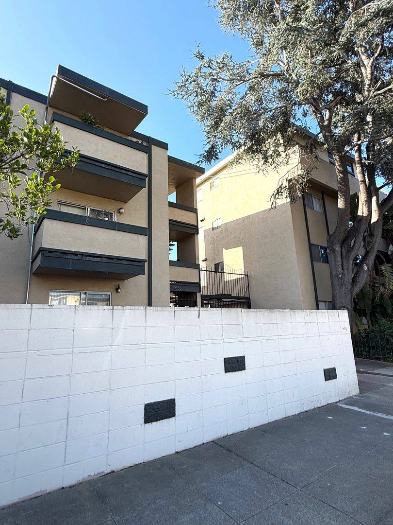 Apartment for rent at 1530-36 6th Ave, Oakland, CA 94606