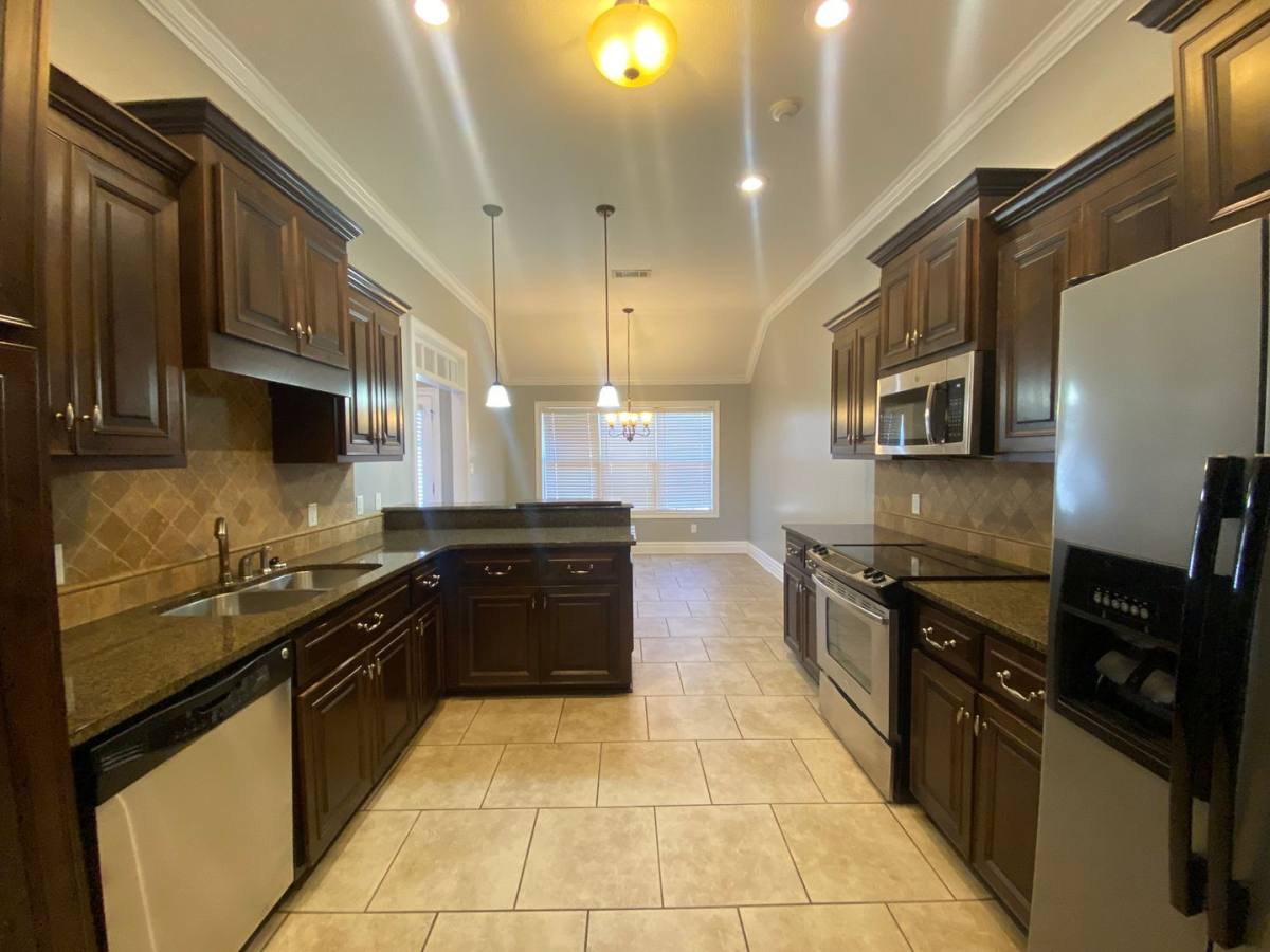 House for rent at 5048 Planters Crossing, Hahira, GA 31632