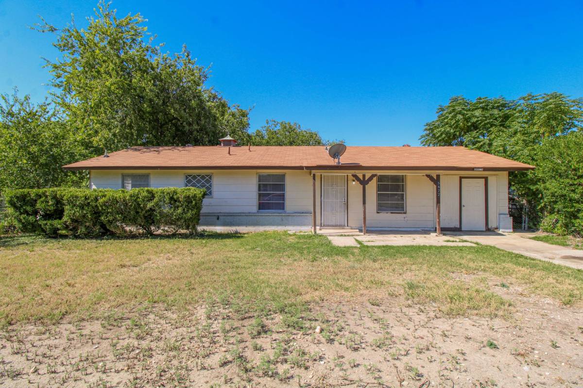 House for rent at 5822 Branch Valley, San Antonio, TX 78242