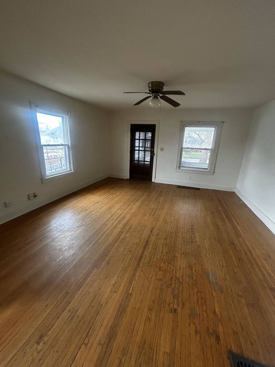Apartment for rent at 1112-1114 S Washington St, Kokomo, IN 46902