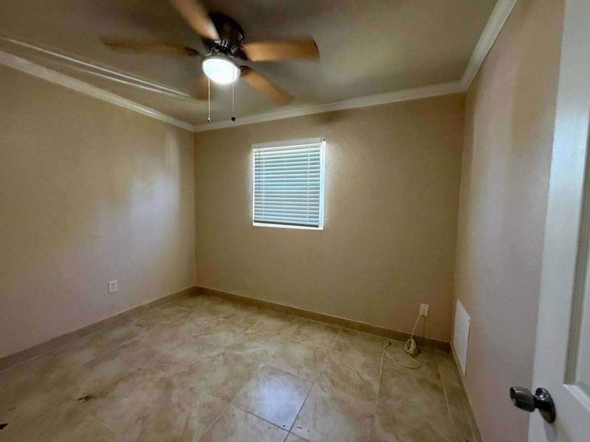 Apartment for rent at 1006 Vine Ave, Clearwater, FL 33755