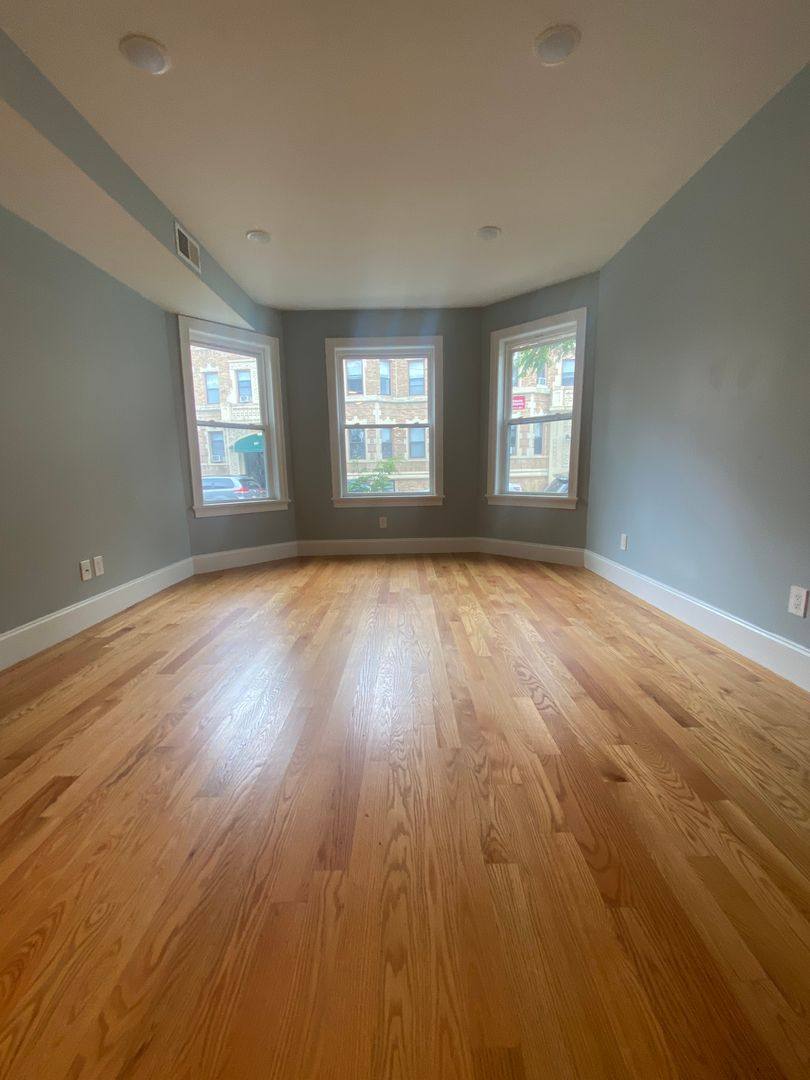 Apartment for rent at 186 Kelton St, Allston, MA 02134