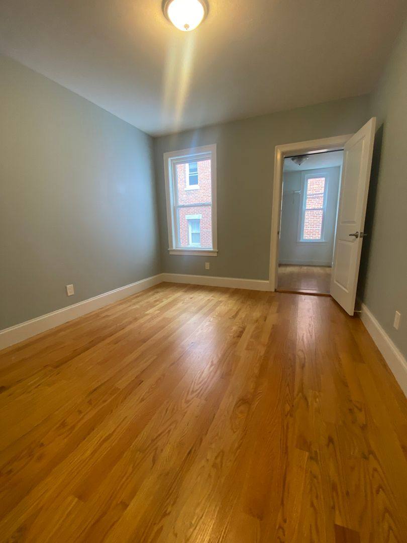 Apartment for rent at 186 Kelton St, Allston, MA 02134