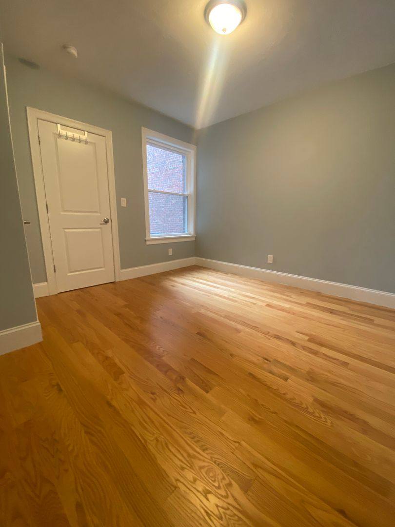 Apartment for rent at 186 Kelton St, Allston, MA 02134
