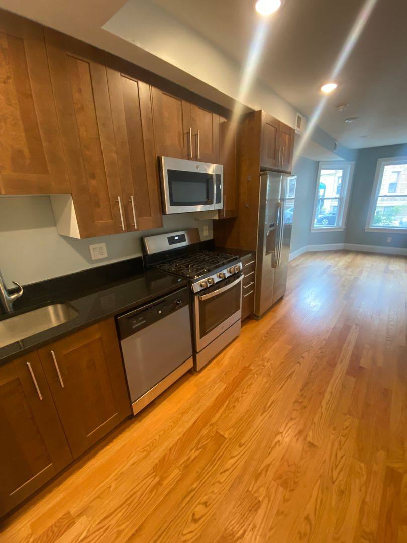 Apartment for rent at 186 Kelton St, Allston, MA 02134
