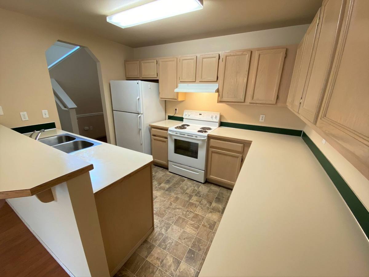Apartment for rent at 406 E Helena Ave, Ellensburg, WA 98926