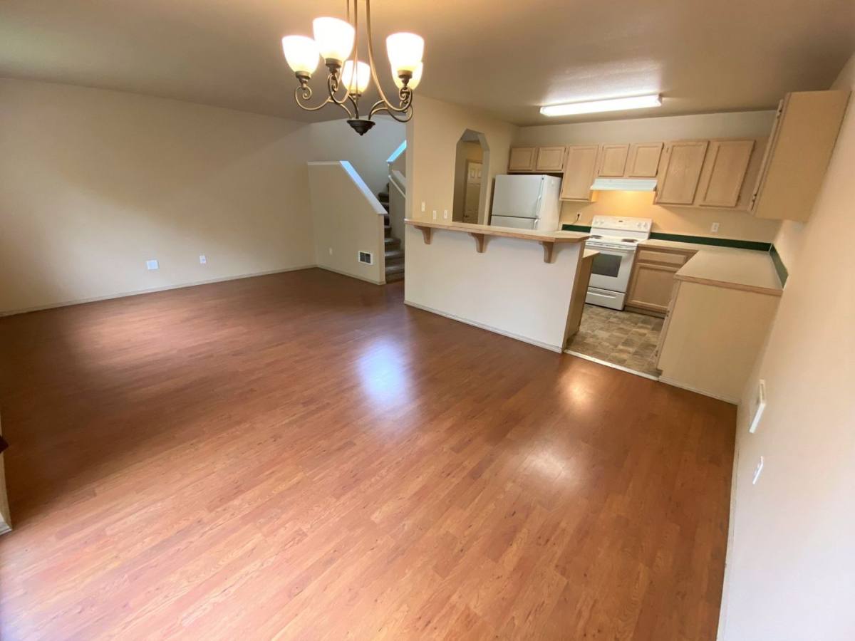 Apartment for rent at 406 E Helena Ave, Ellensburg, WA 98926