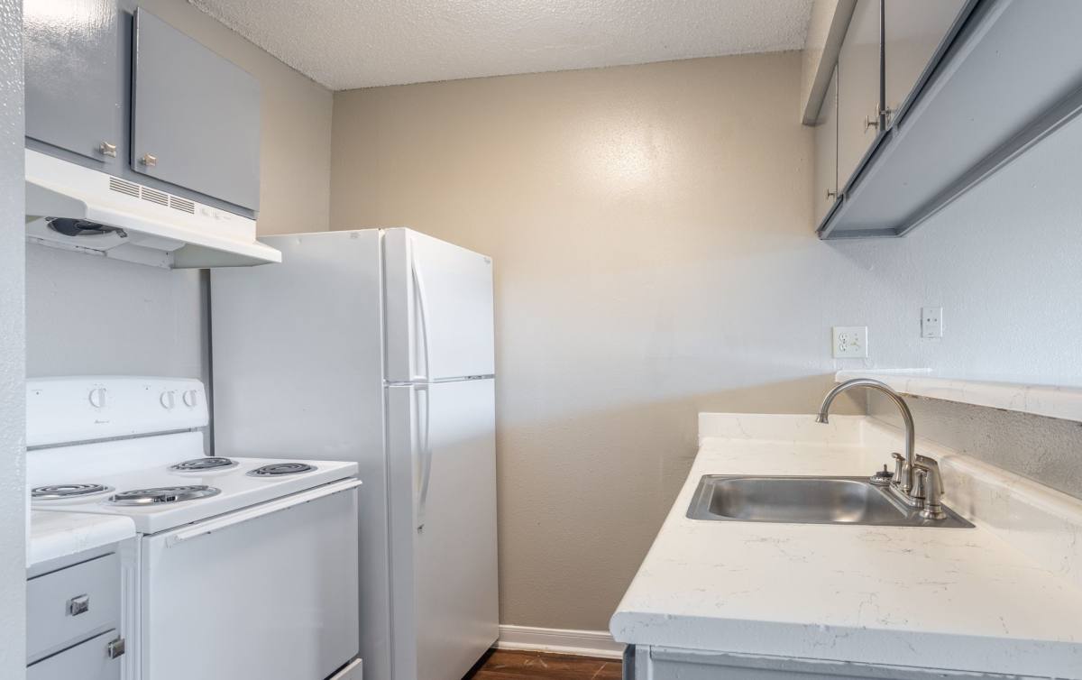 Apartment for rent at 1300 Buchta Rd, Angleton, TX 77515