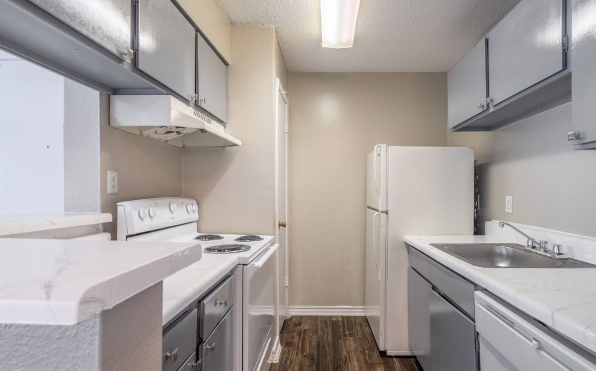 Apartment for rent at 1300 Buchta Rd, Angleton, TX 77515