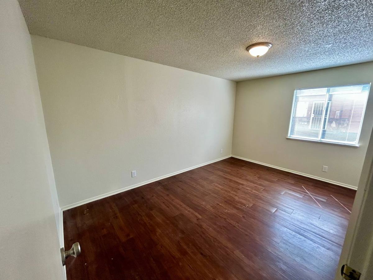 Apartment for rent at 1295 Downard Lane, Redding, CA 96002
