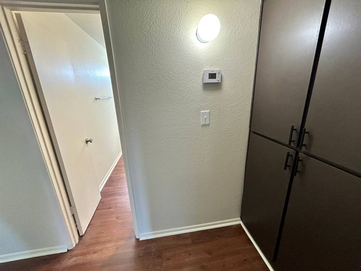 Apartment for rent at 1295 Downard Lane, Redding, CA 96002