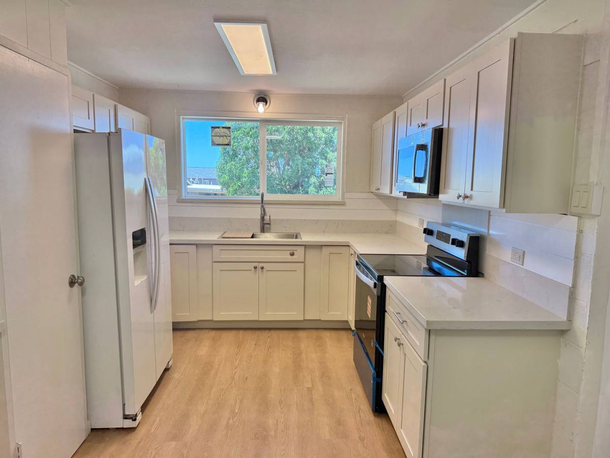 House for rent at 880 Kanakea Loop, Lahaina, HI 96761
