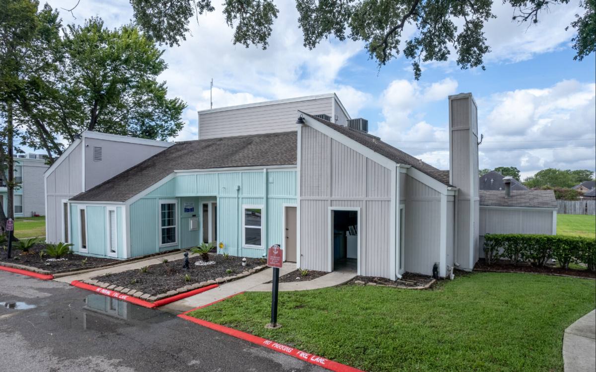 Apartment for rent at 460 Tx-332, Lake Jackson, TX 77566