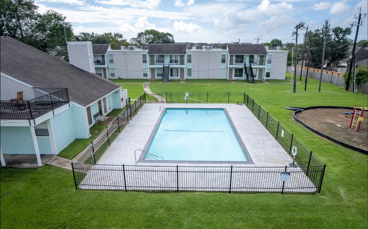 Apartment for rent at 460 Tx-332, Lake Jackson, TX 77566