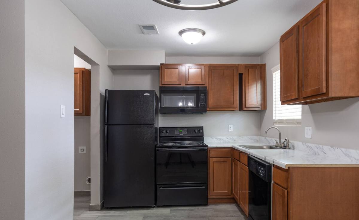 Apartment for rent at 460 Tx-332, Lake Jackson, TX 77566