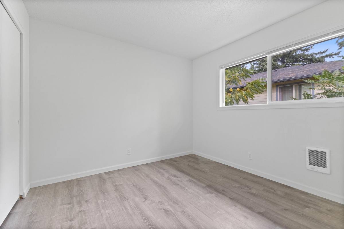 Apartment for rent at 16047 E Burnside St, Portland, OR 97233