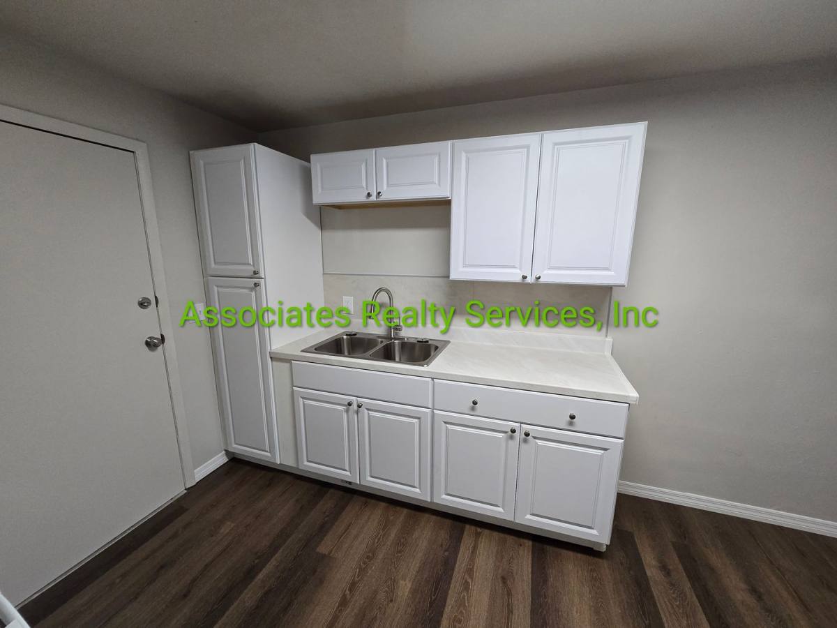 Apartment for rent at 1921 NE 17th Way, Gainesville, FL 32609