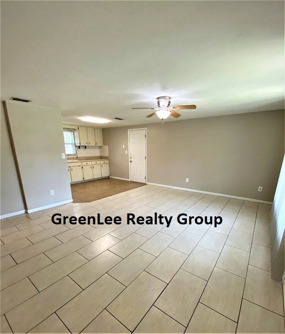 Apartment for rent at 39014 S Ave, Zephyrhills, FL 33542