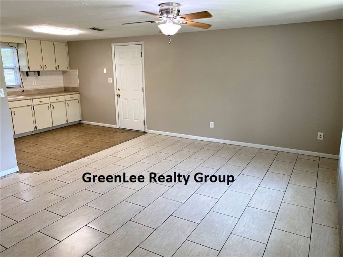 Apartment for rent at 39014 S Ave, Zephyrhills, FL 33542