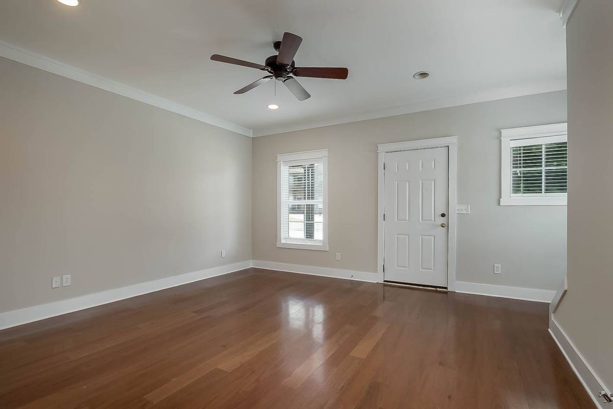 Apartment for rent at 917 Homewood Dr, Tuscaloosa, AL 35401