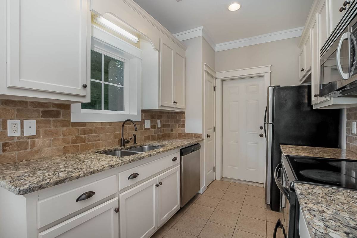 Apartment for rent at 917 Homewood Dr, Tuscaloosa, AL 35401