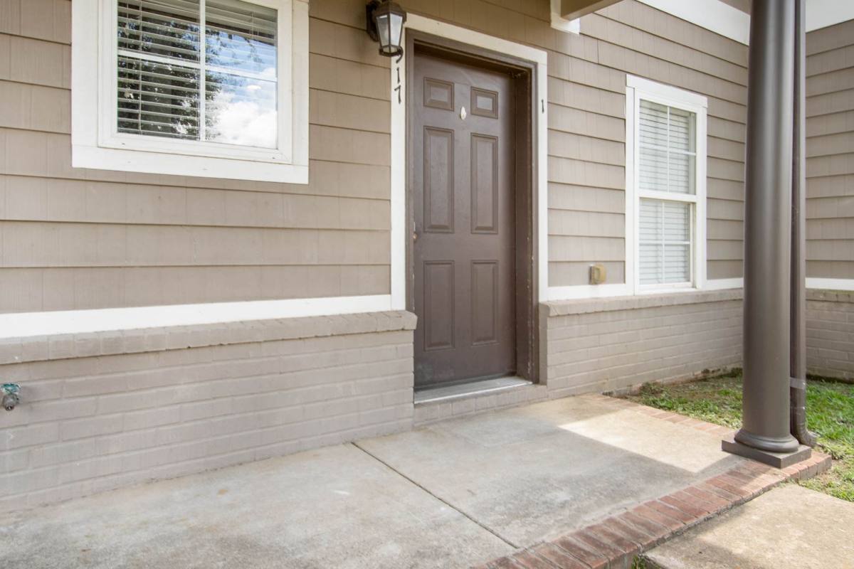 Apartment for rent at 917 Homewood Dr, Tuscaloosa, AL 35401