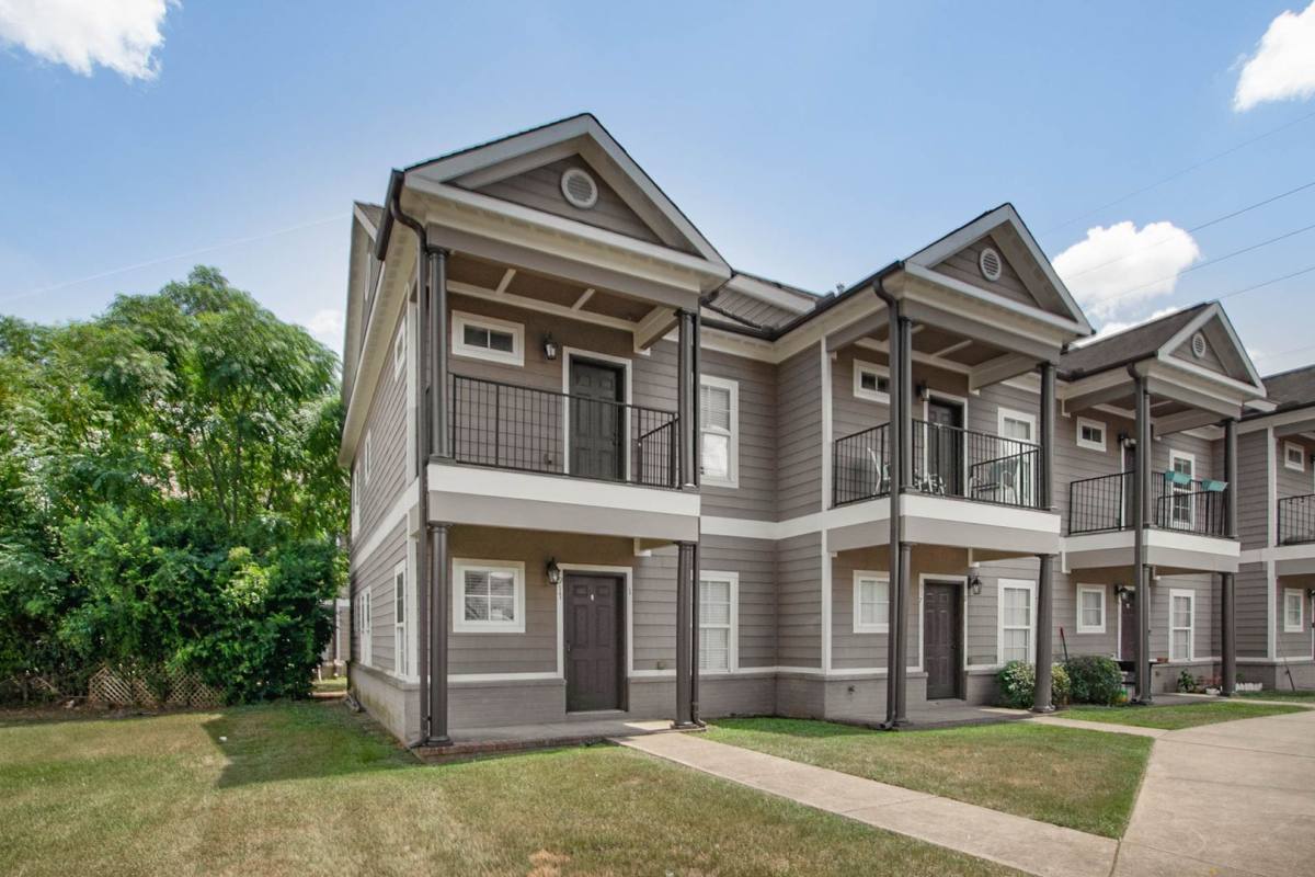 Apartment for rent at 917 Homewood Dr, Tuscaloosa, AL 35401