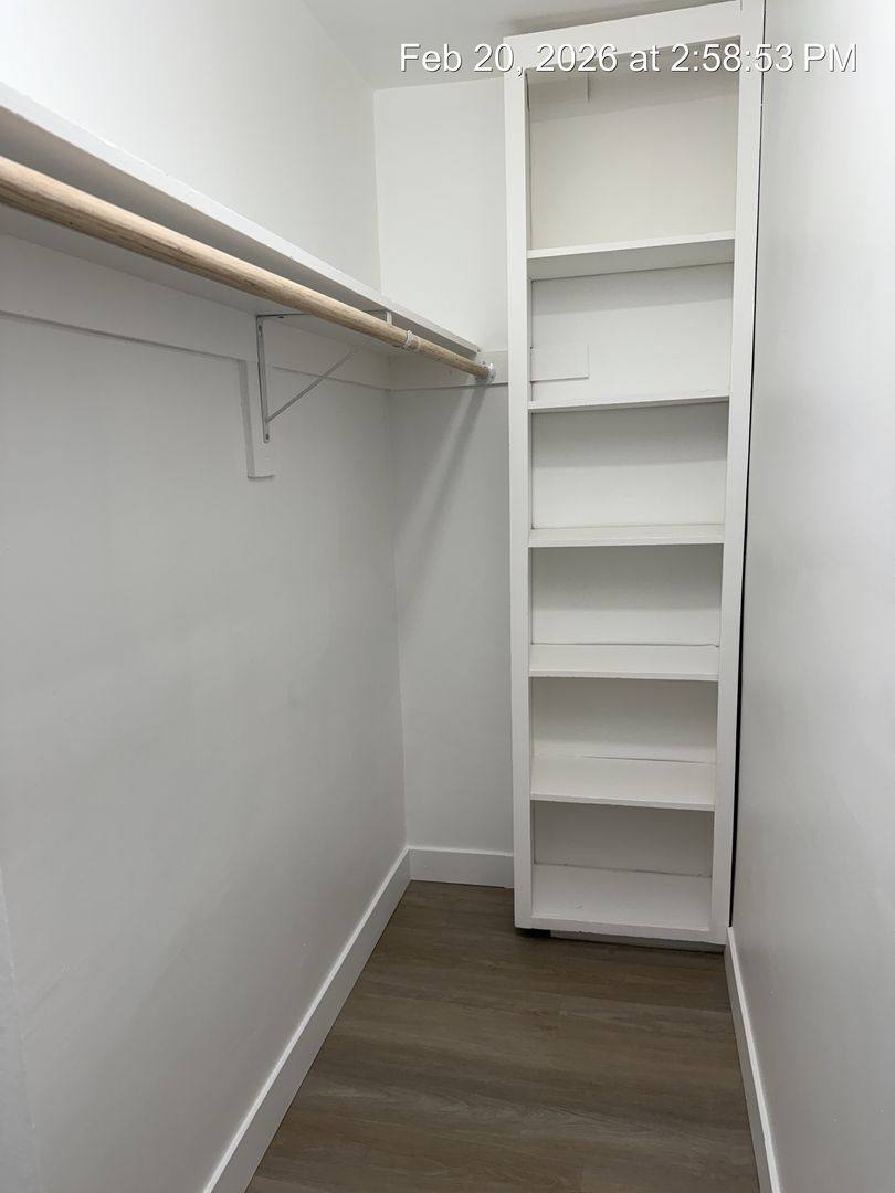 Apartment for rent at 3321 Canfield Ave, Los Angeles, CA 90034