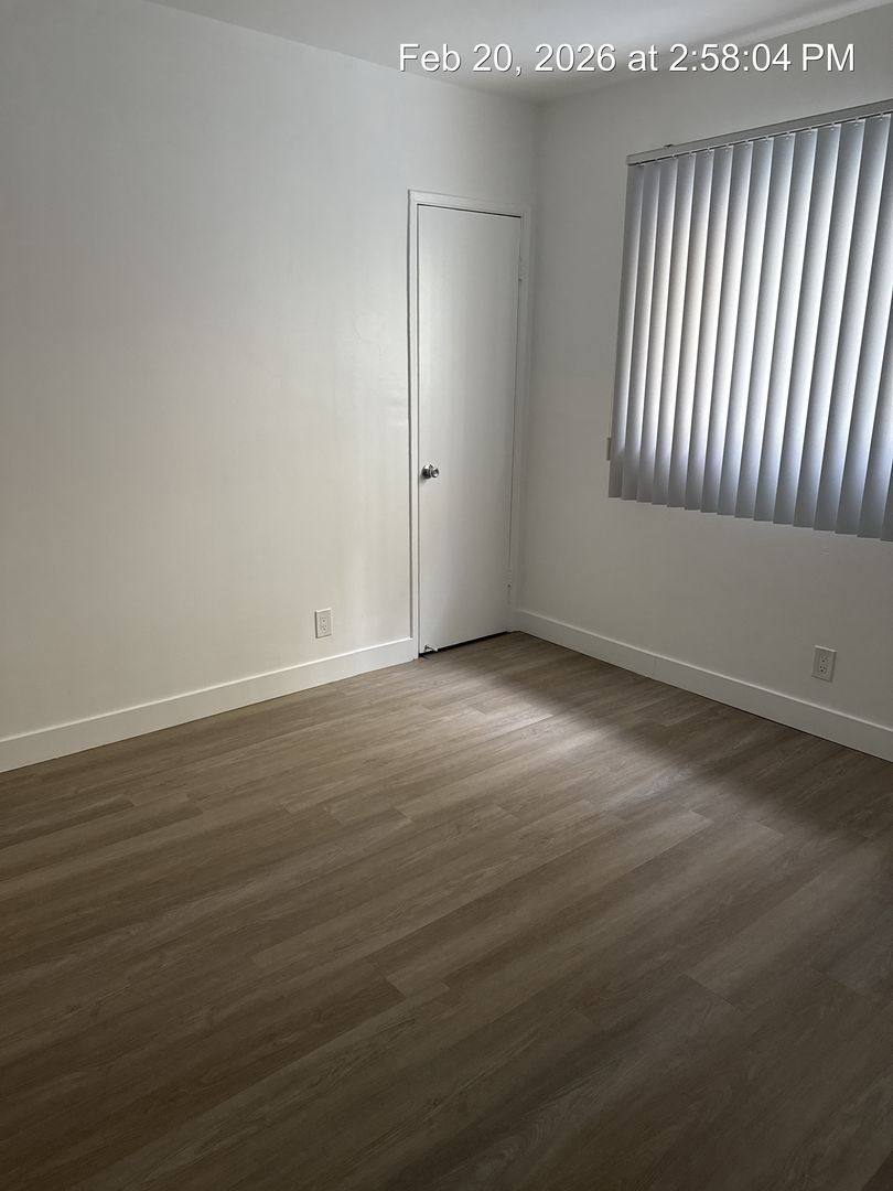 Apartment for rent at 3321 Canfield Ave, Los Angeles, CA 90034