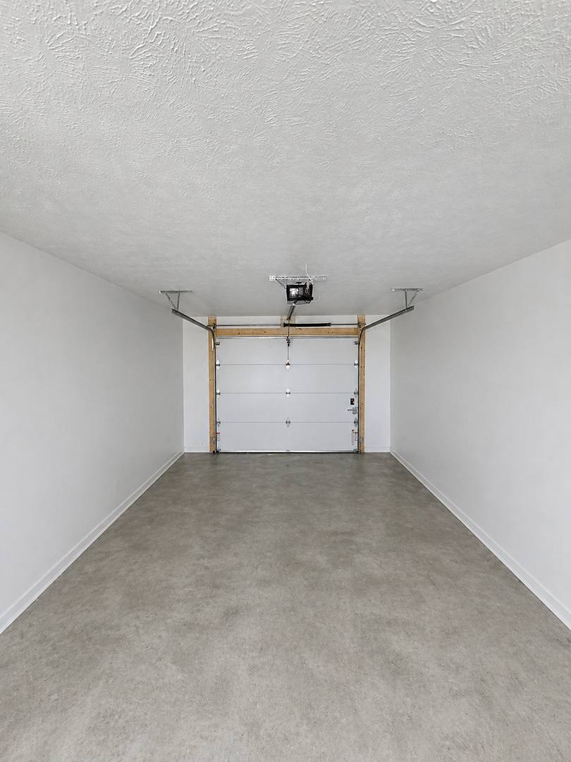 Apartment for rent at 6950 Wren Court, Papillion, NE 68133