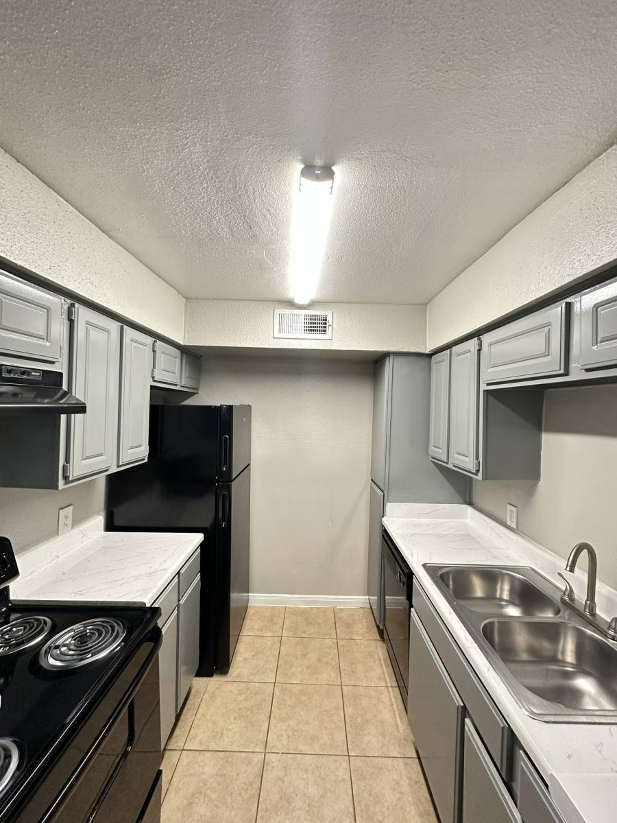 Apartment for rent at 535 Seminar Dr, Houston, TX 77060
